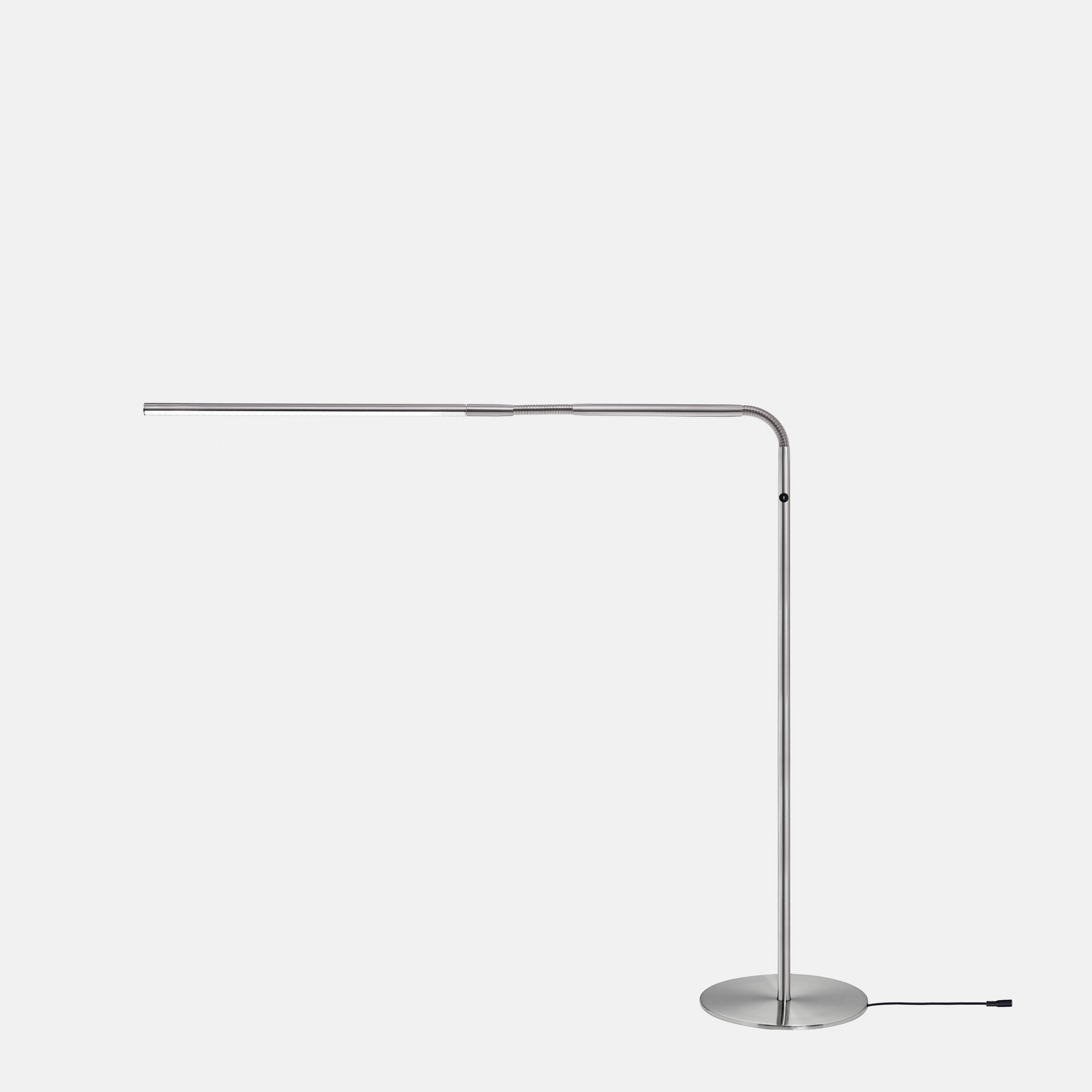 Slimline LED floor lamp - Image 4