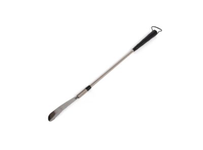 Long handle shoe horn