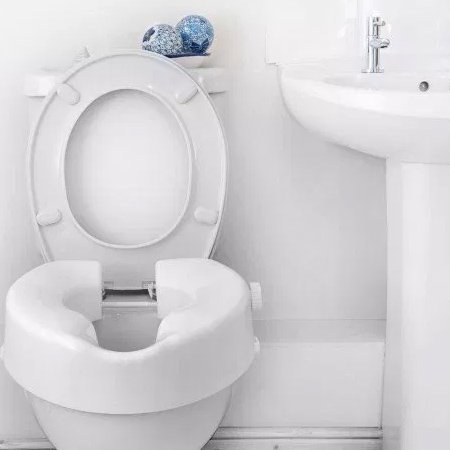 Raised loo seat - Image 2
