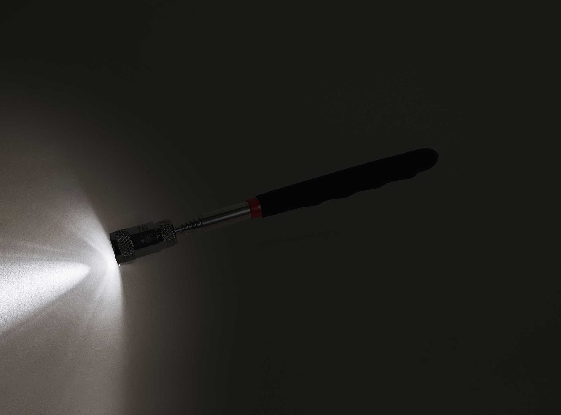 Magnetic pick up tool - Image 3