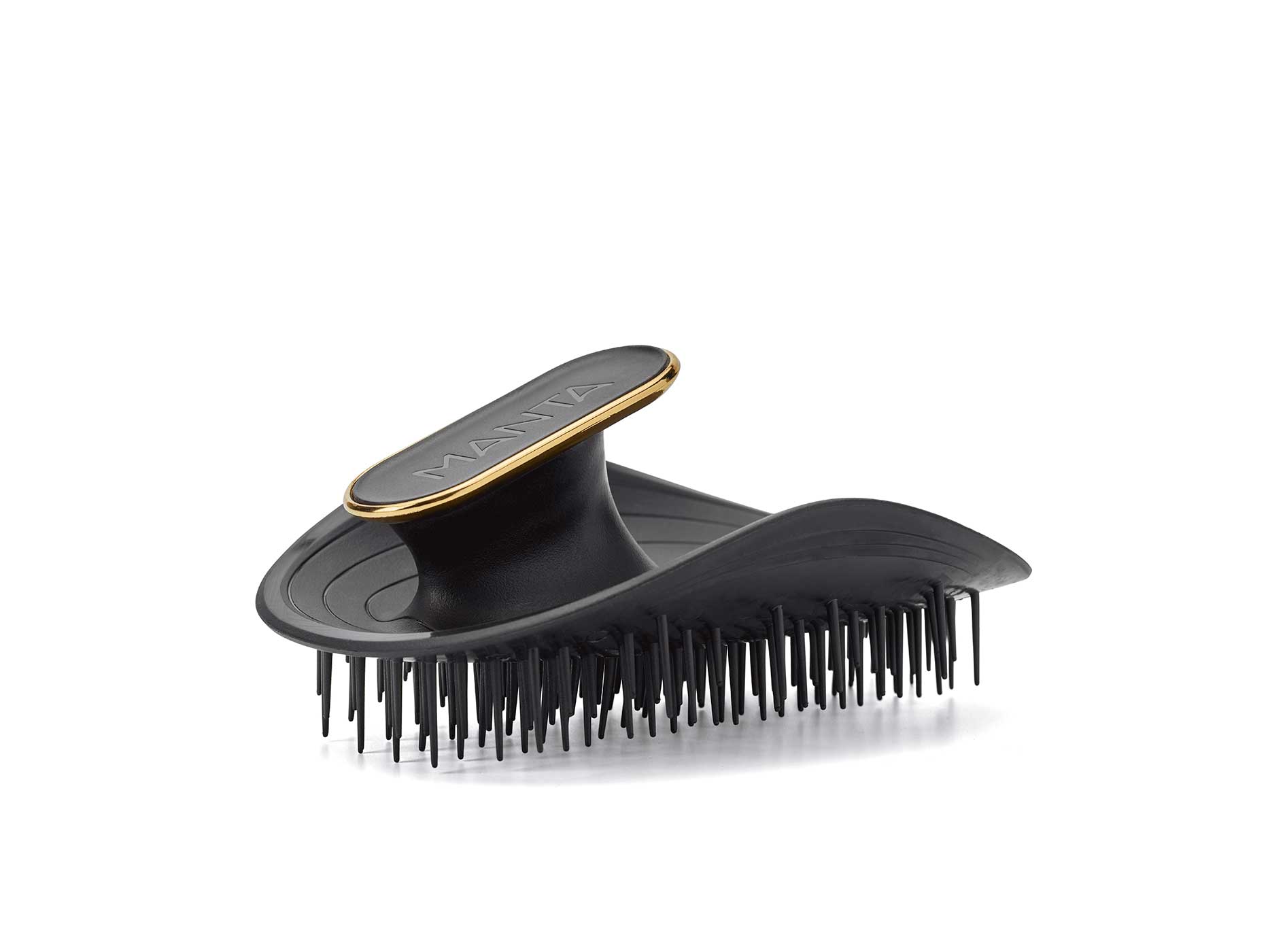 Manta hairbrush