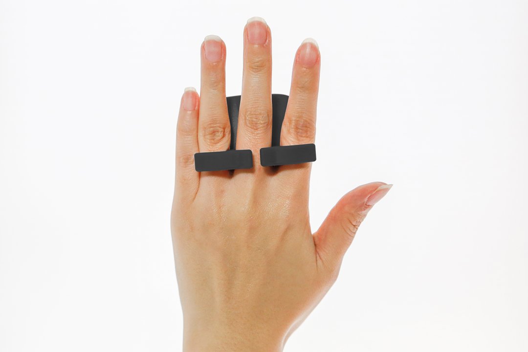 Ergonomic finger peeler - Image 2